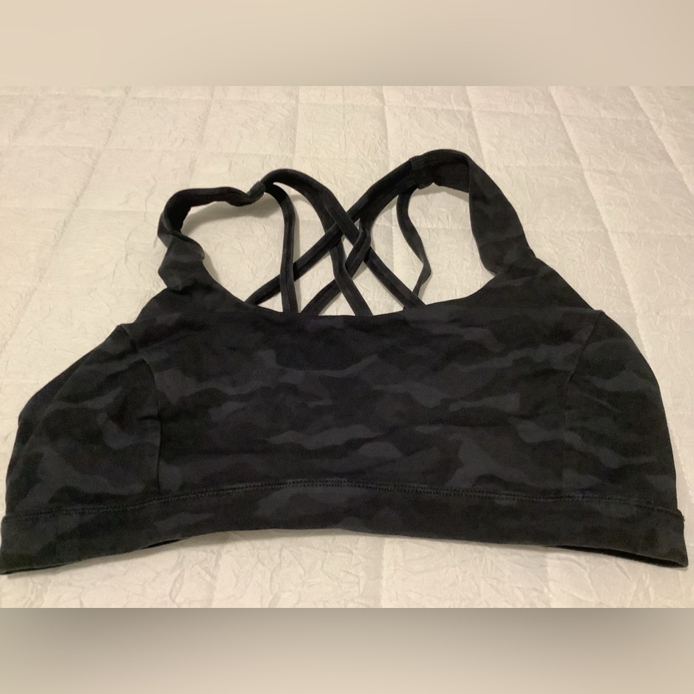Lululemon Camouflage Sports Bra Size 6